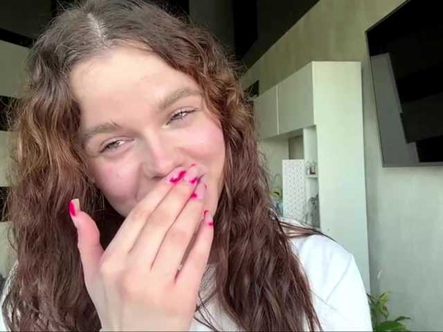 KatriceSarcone live webcam show