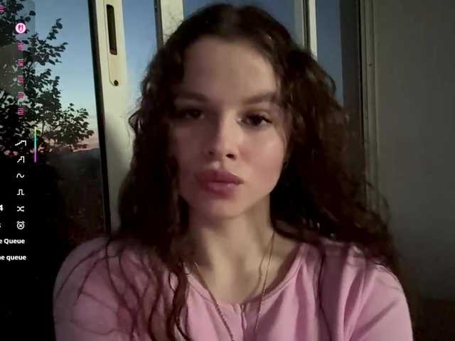 KatriceSarcone live cam on BongaCams