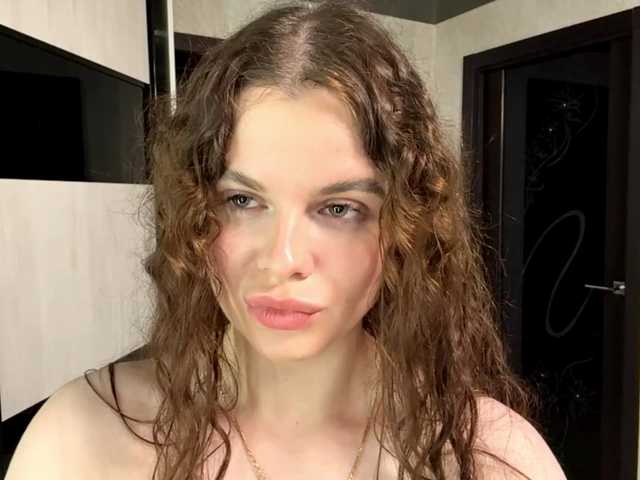 KatriceSarcone live cam on BongaCams