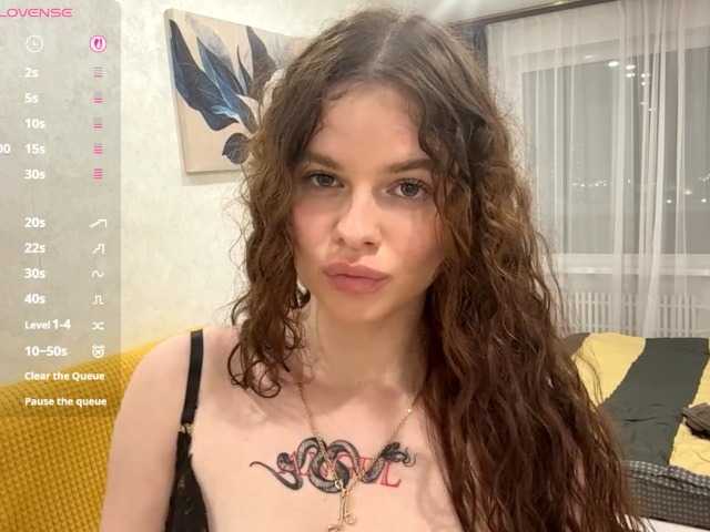 KatriceSarcone live cam on BongaCams
