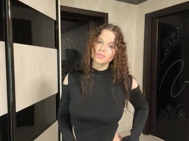 KatriceSarcone live cam on BongaCams