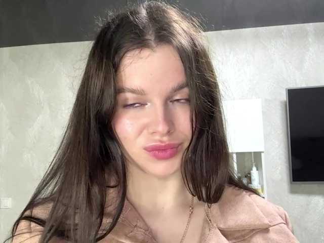 KatriceSarcone live cam on BongaCams