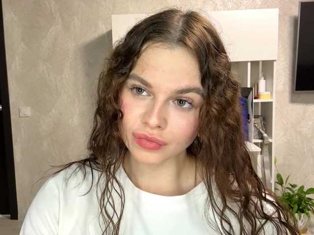 KatriceSarcone live cam on BongaCams
