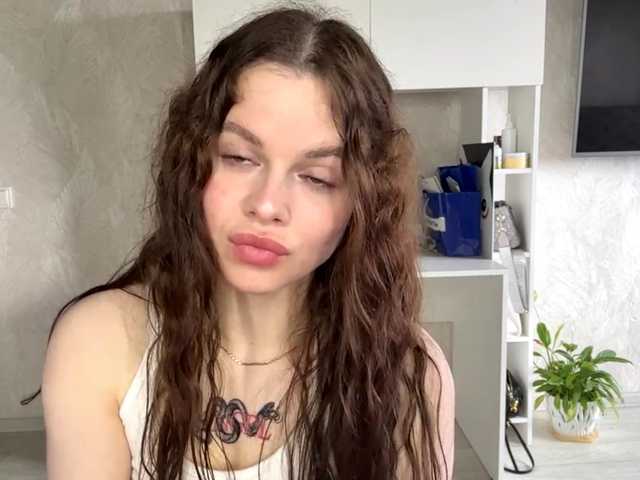 KatriceSarcone live cam on BongaCams