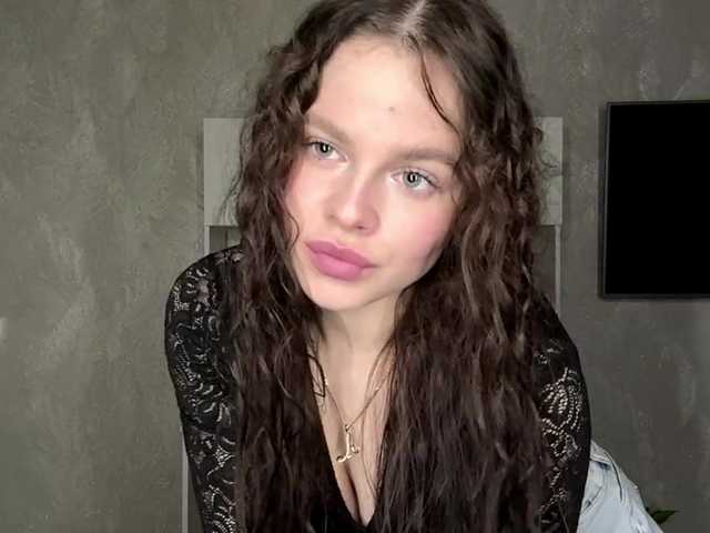 KatriceSarcone live cam on BongaCams