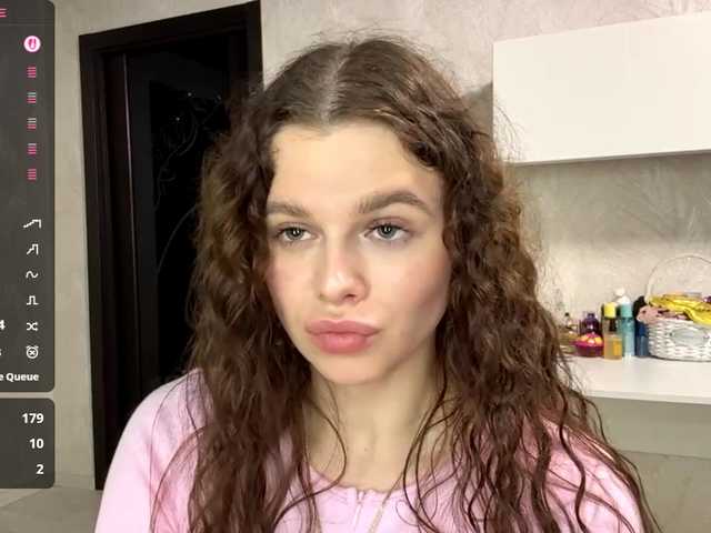 KatriceSarcone live cam on BongaCams