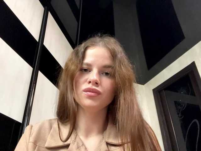KatriceSarcone live cam on BongaCams