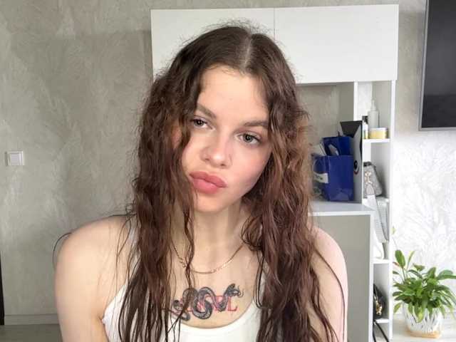KatriceSarcone live cam on BongaCams