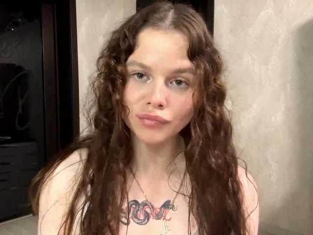 KatriceSarcone live cam on BongaCams