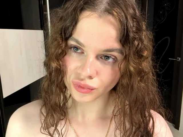 KatriceSarcone live cam on BongaCams
