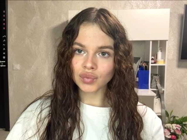 KatriceSarcone live cam on BongaCams