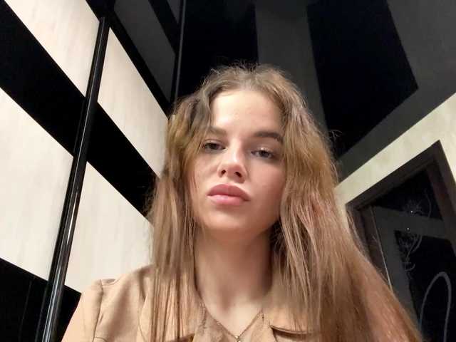 KatriceSarcone live cam on BongaCams