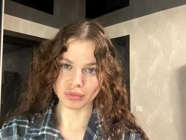 KatriceSarcone live cam on BongaCams