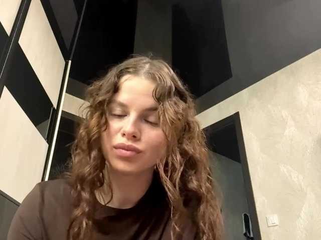 KatriceSarcone live cam on BongaCams