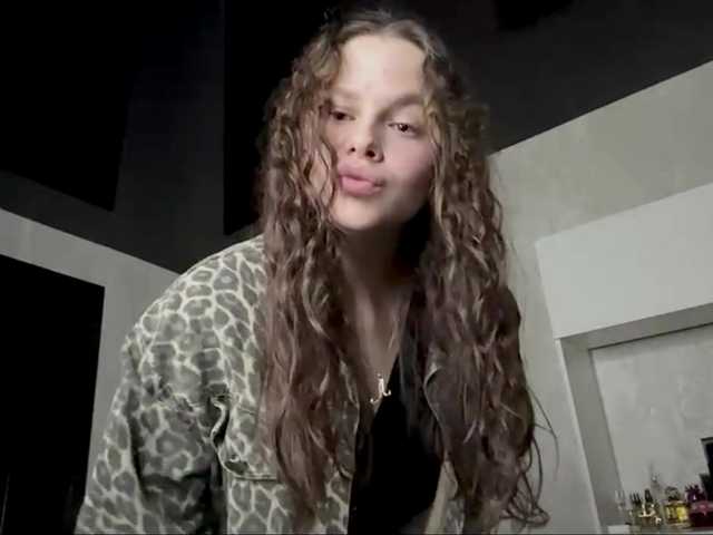KatriceSarcone live cam on BongaCams