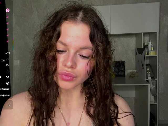 KatriceSarcone live cam on BongaCams