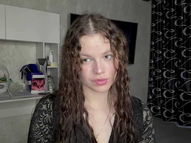 KatriceSarcone live cam