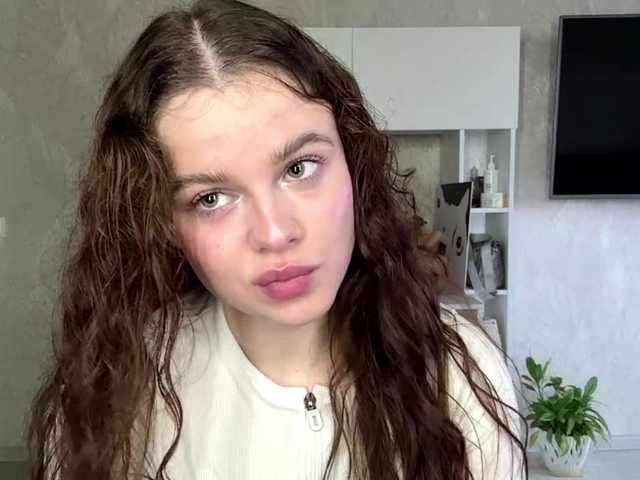 KatriceSarcone live cam on BongaCams