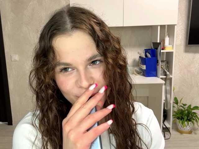 KatriceSarcone live cam on BongaCams