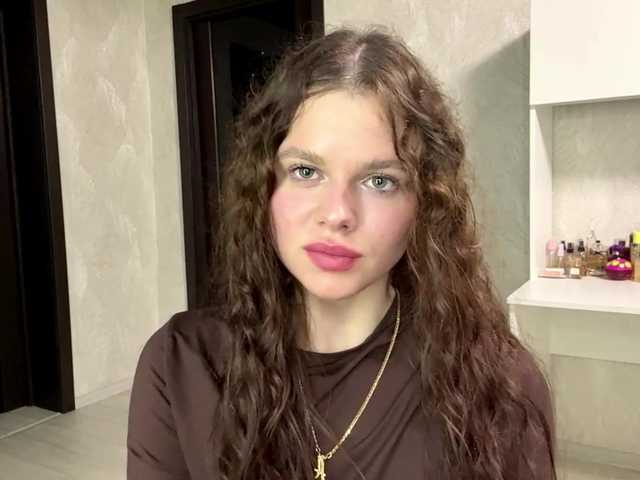 KatriceSarcone live cam on BongaCams