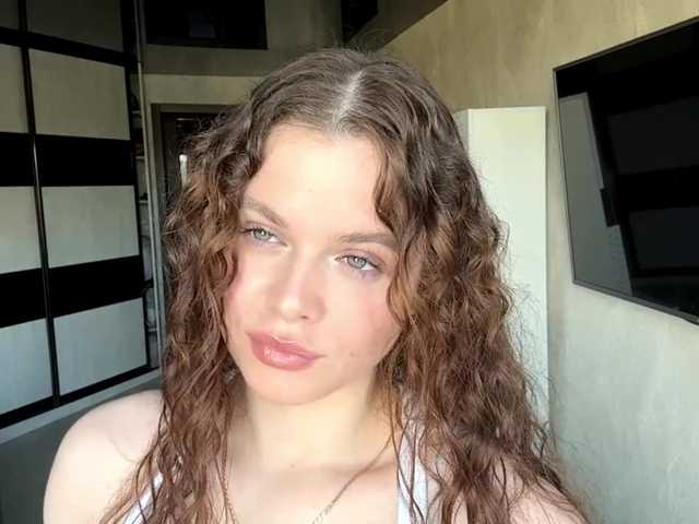 KatriceSarcone live cam on BongaCams
