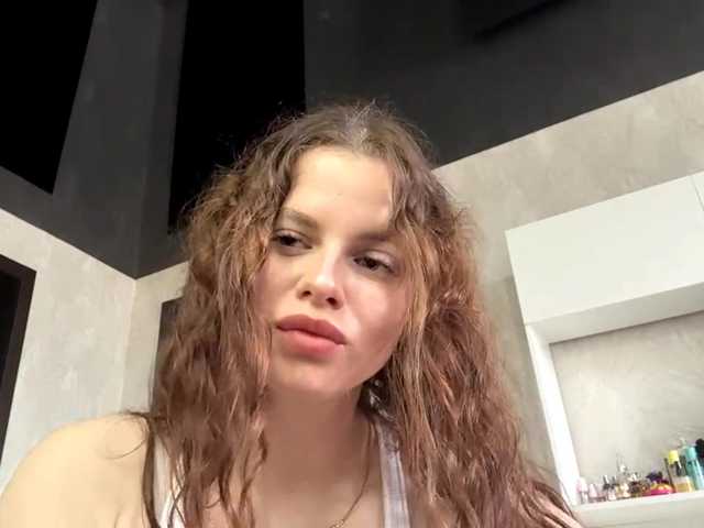 KatriceSarcone live cam on BongaCams