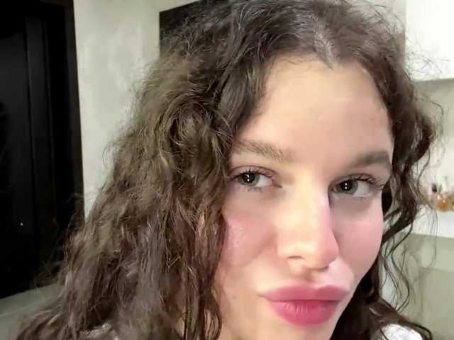 KatriceSarcone live cam on BongaCams
