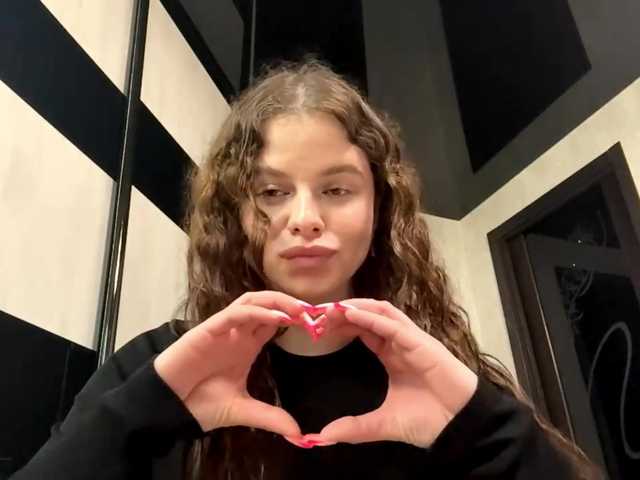 KatriceSarcone live cam on BongaCams