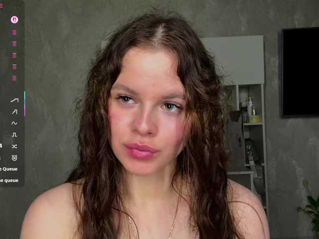 KatriceSarcone live cam on BongaCams