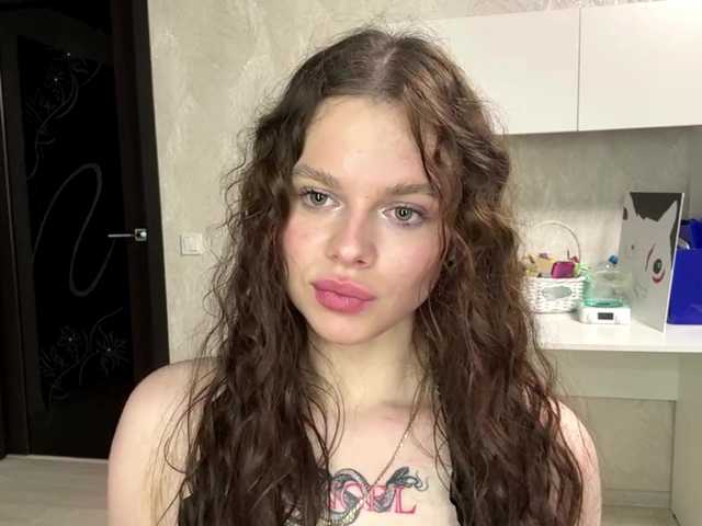 KatriceSarcone live cam on BongaCams