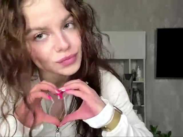 KatriceSarcone live cam on BongaCams