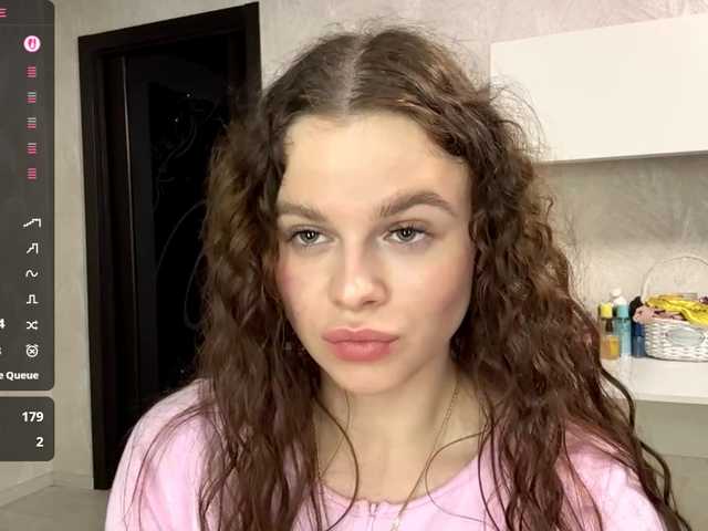 KatriceSarcone live cam on BongaCams
