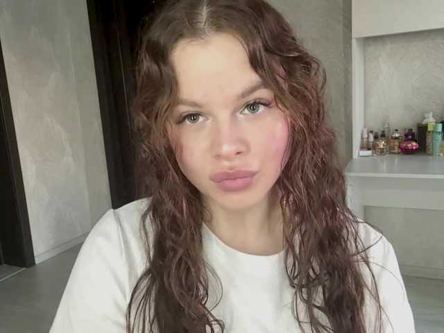 KatriceSarcone live cam on BongaCams