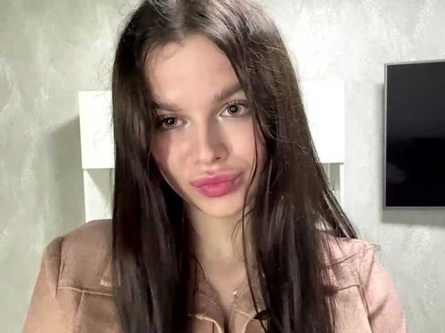 KatriceSarcone live cam on BongaCams