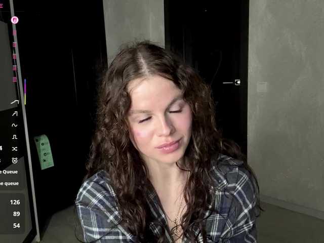 KatriceSarcone live cam on BongaCams