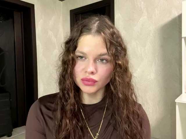 KatriceSarcone live cam on BongaCams
