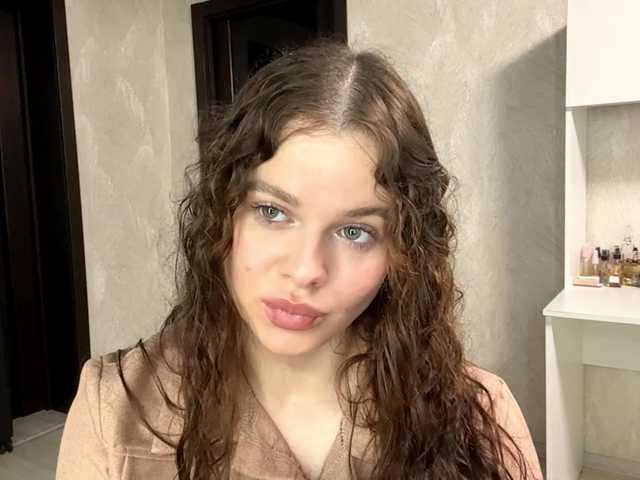 KatriceSarcone live cam on BongaCams