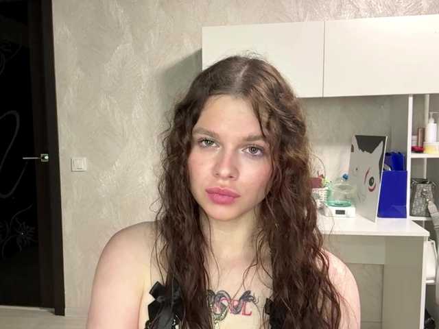 KatriceSarcone live cam on BongaCams