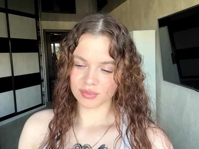 KatriceSarcone live cam on BongaCams