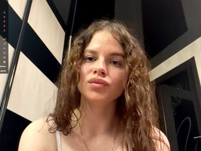 KatriceSarcone live cam on BongaCams
