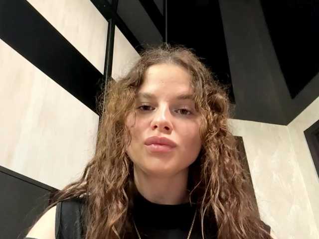 KatriceSarcone live cam on BongaCams