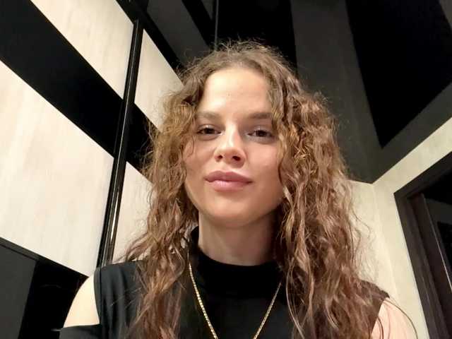 KatriceSarcone live cam on BongaCams