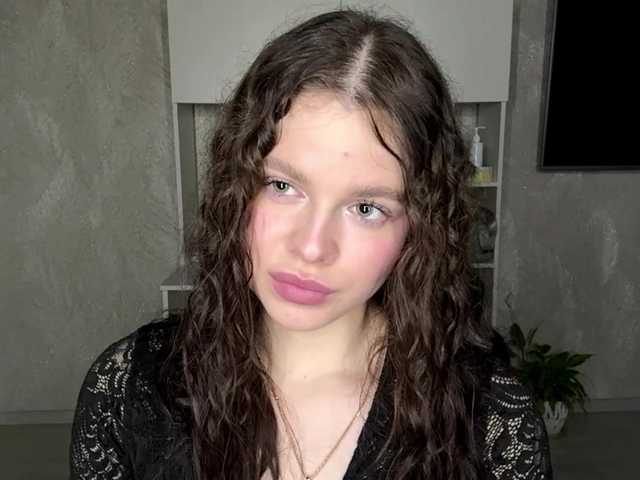 KatriceSarcone live cam on BongaCams