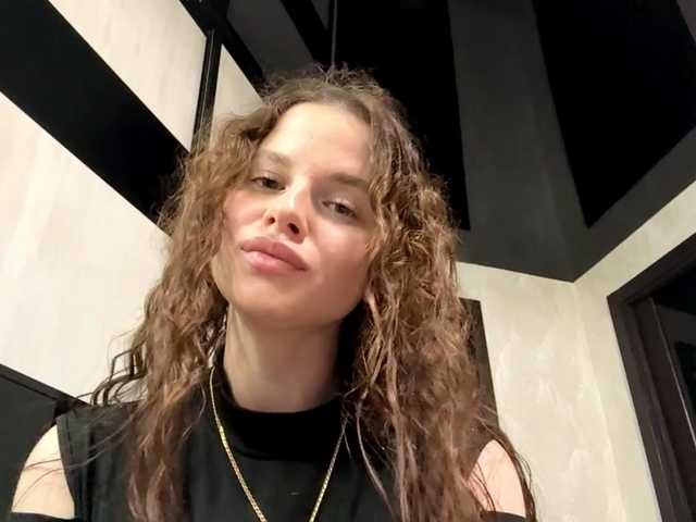 KatriceSarcone live cam on BongaCams