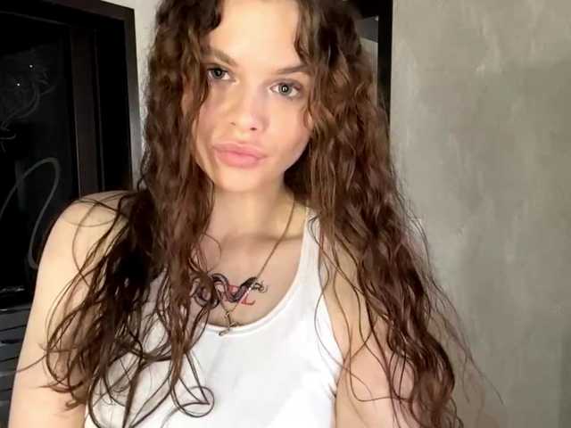 KatriceSarcone live cam on BongaCams
