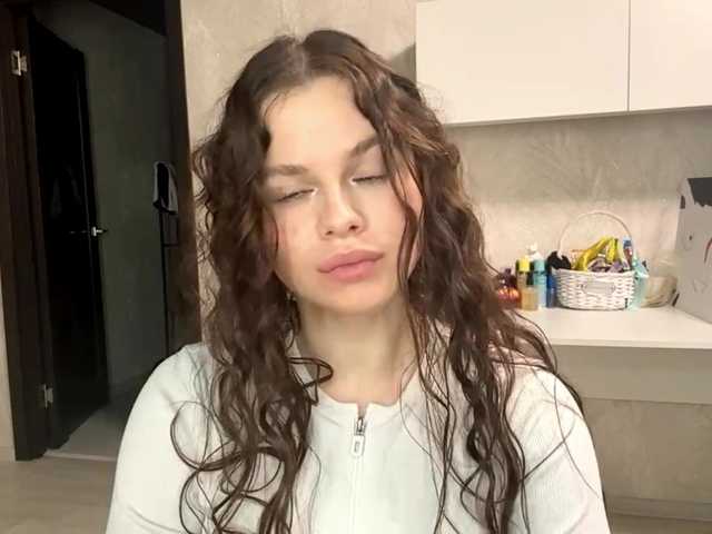 KatriceSarcone live cam on BongaCams