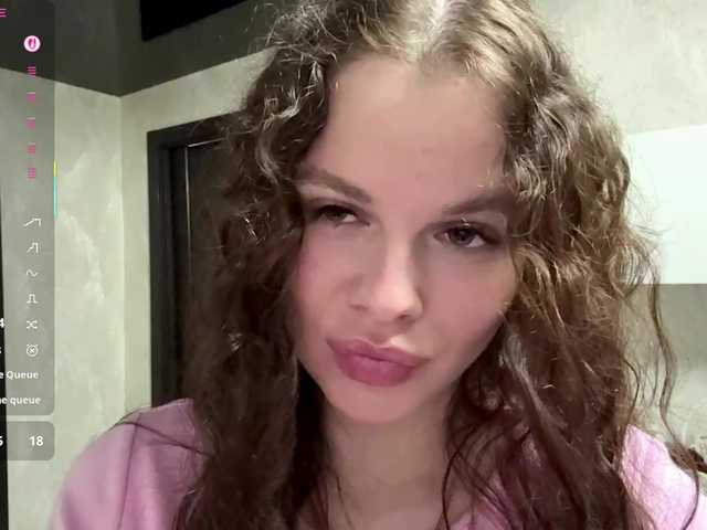 KatriceSarcone live cam on BongaCams