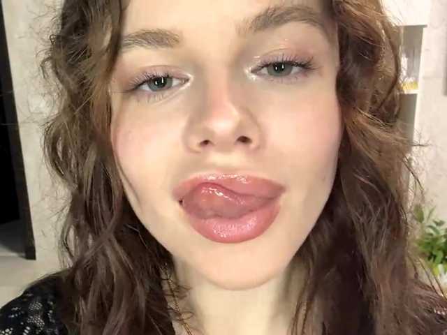 KatriceSarcone live cam on BongaCams