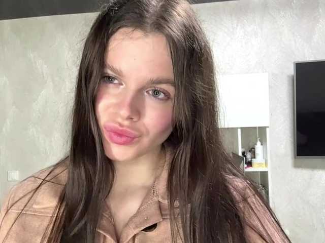 KatriceSarcone live cam on BongaCams