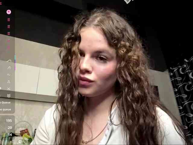 KatriceSarcone webcam